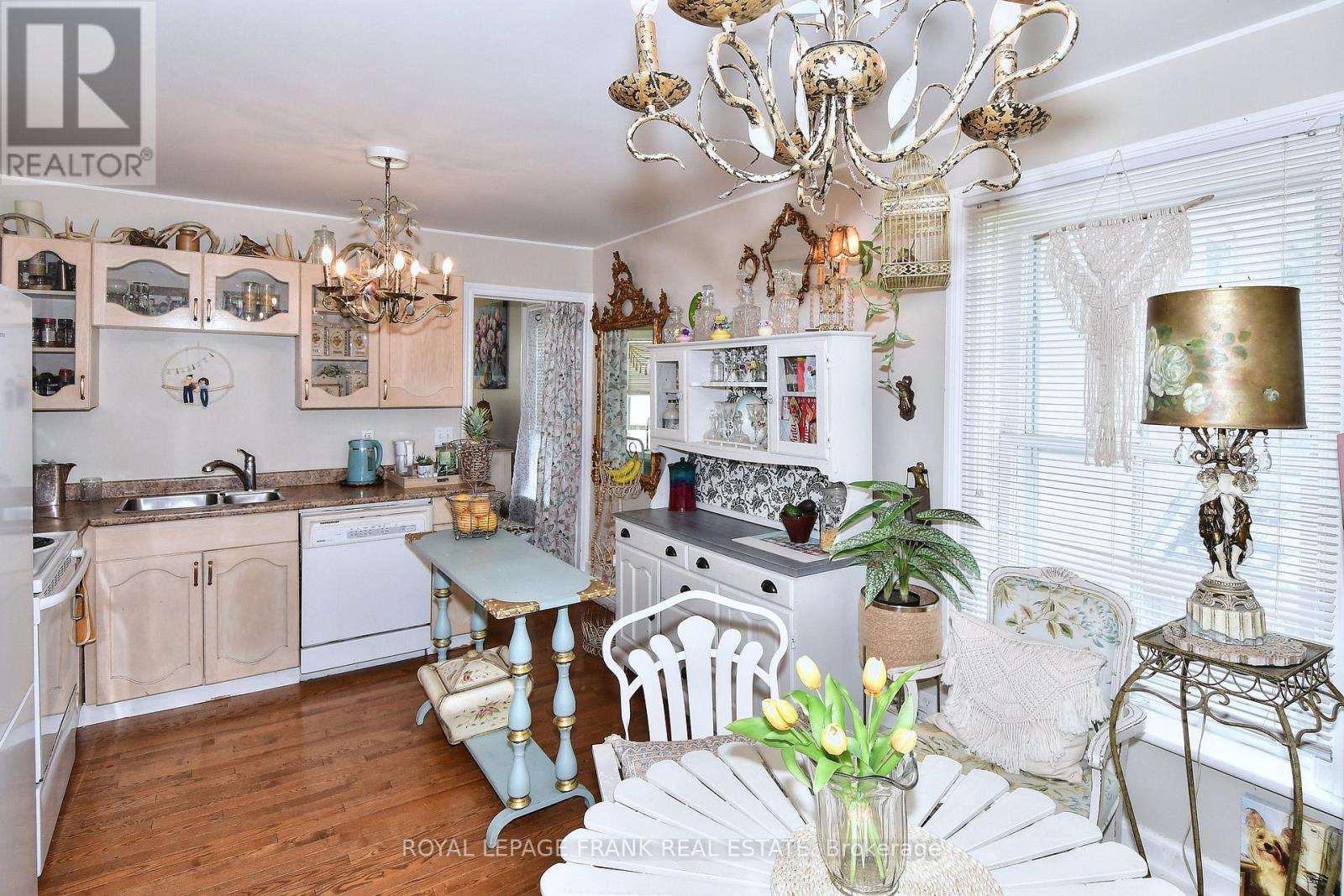 60 Queen Street, Selwyn, Ontario  K0L 2H0 - Photo 21 - X12237933