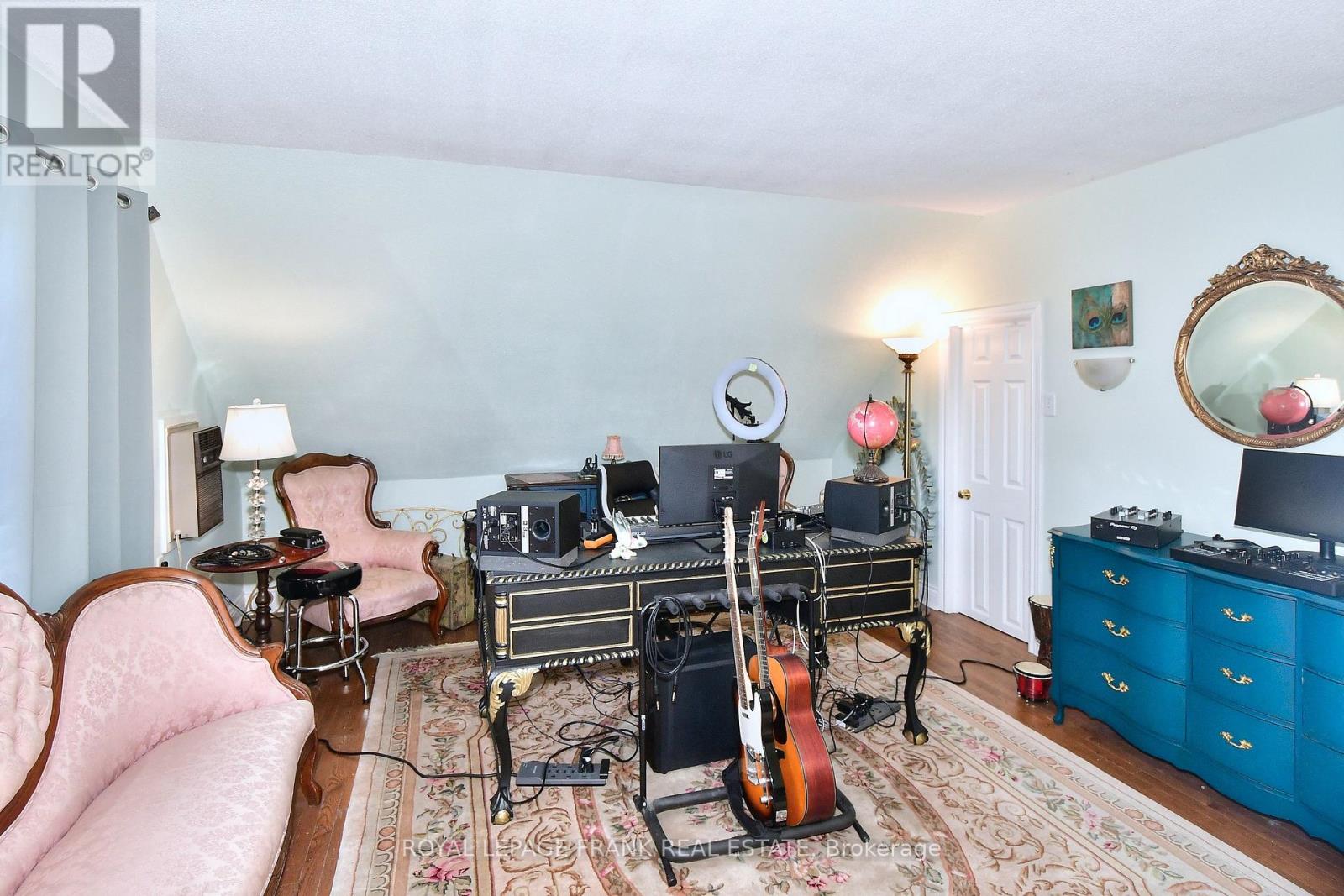 60 Queen Street, Selwyn, Ontario  K0L 2H0 - Photo 36 - X12237933