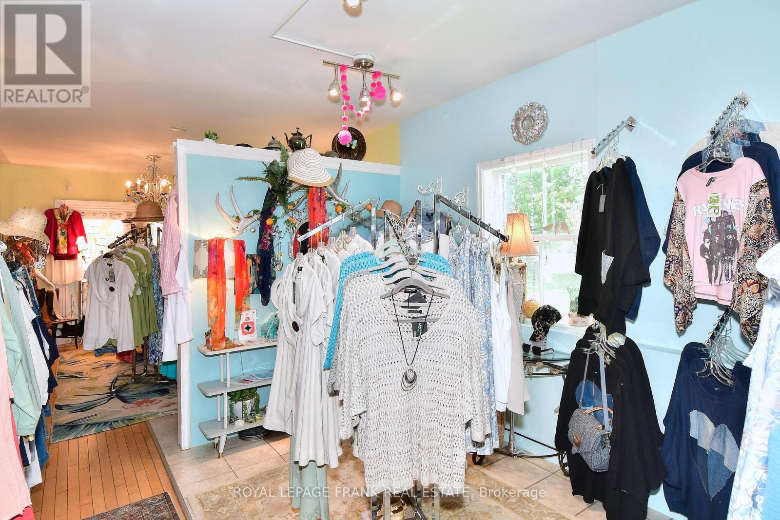 60 Queen Street, Selwyn, Ontario  K0L 2H0 - Photo 7 - X12237933