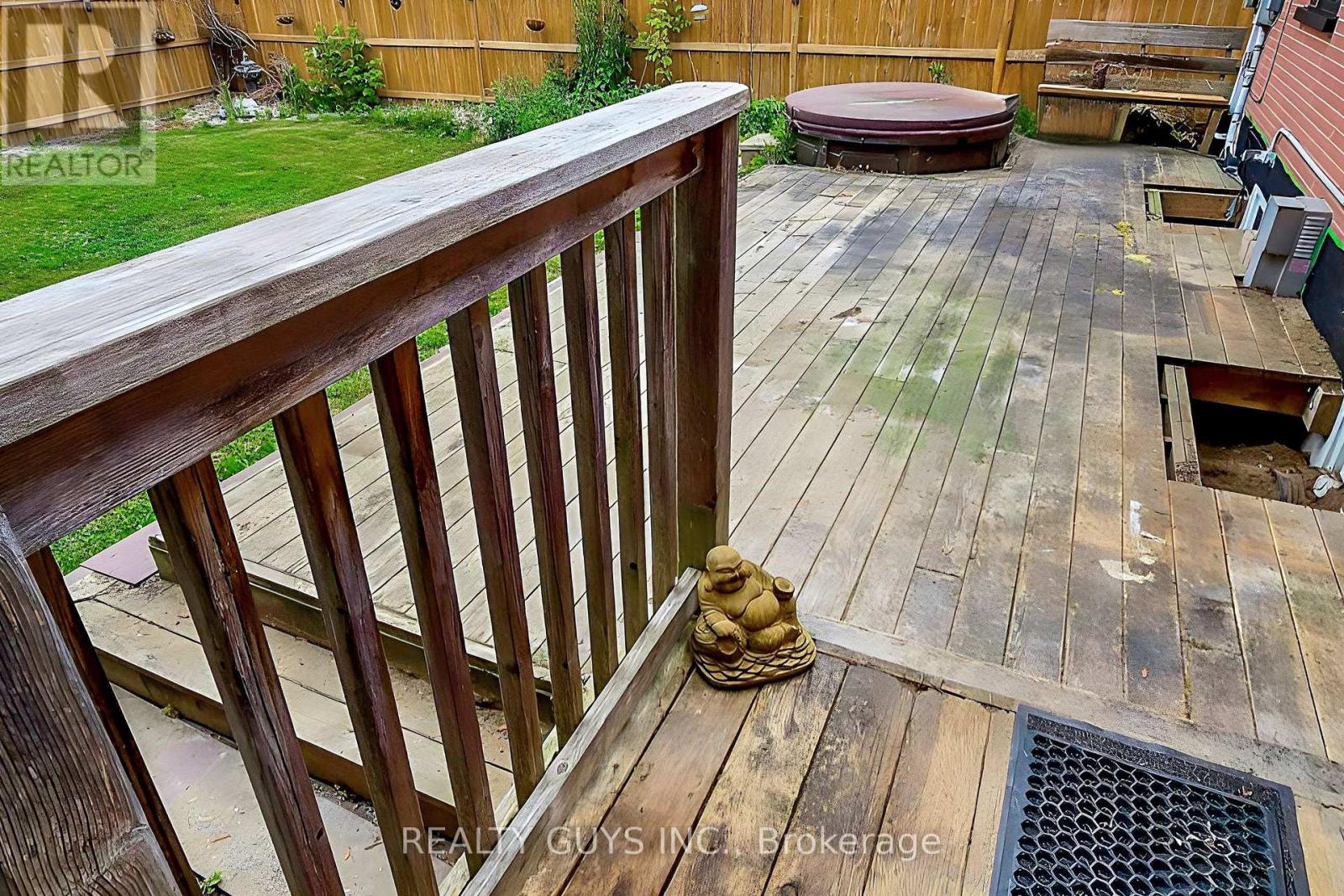 650 Crawford Drive, Peterborough South (West), Ontario  K9J 3W7 - Photo 9 - X12238590
