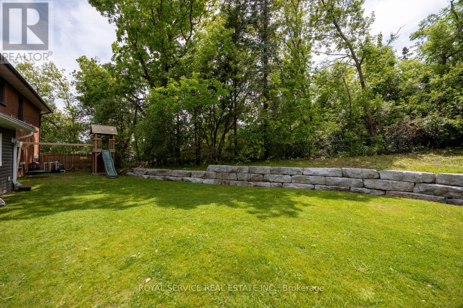 47 Kawartha Heights Boulevard, Peterborough West (Central), Ontario  K9J 1N5 - Photo 45 - X12238844