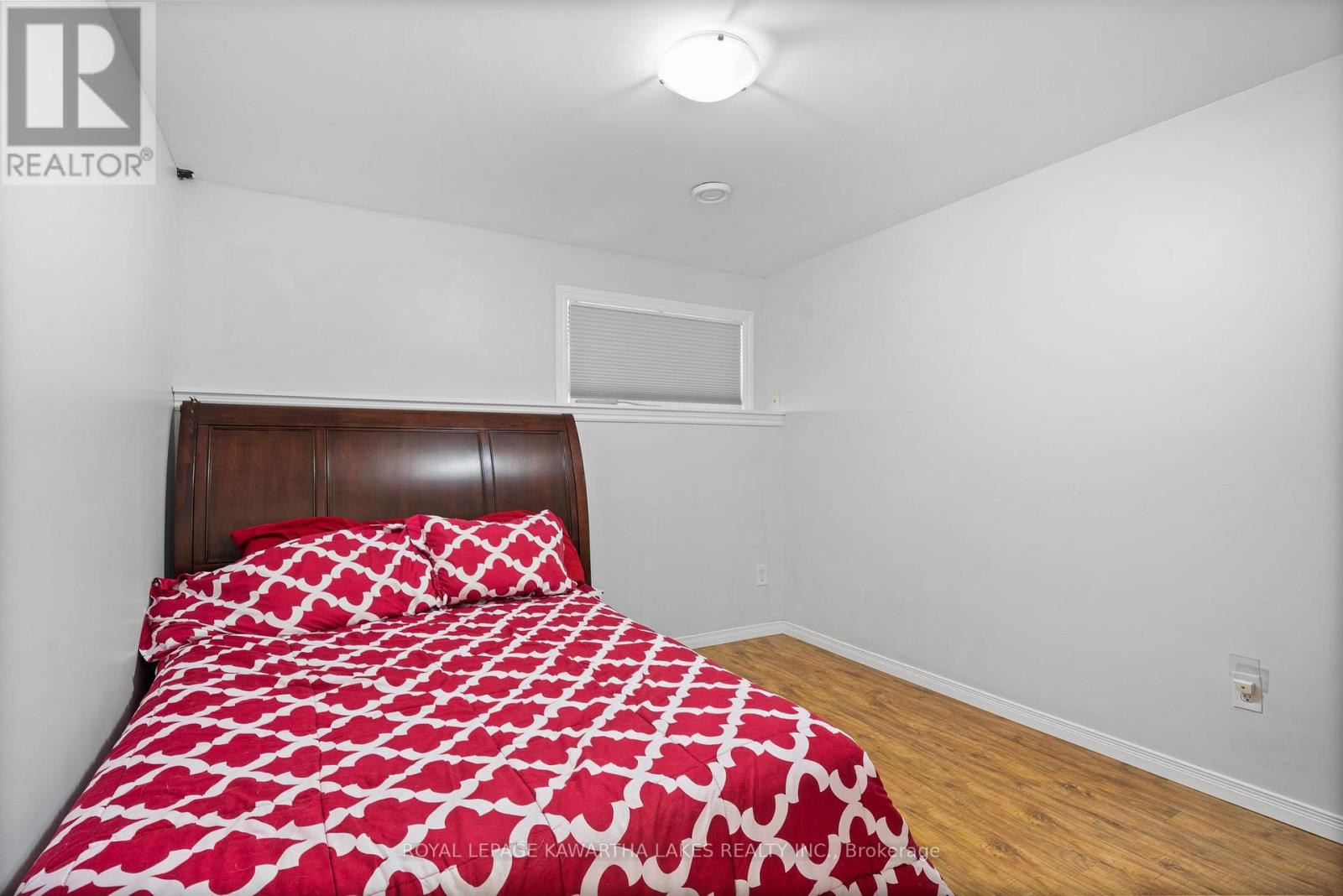 20 Lisbeth Crescent, Kawartha Lakes (Lindsay), Ontario  K9V 0C9 - Photo 24 - X12238923