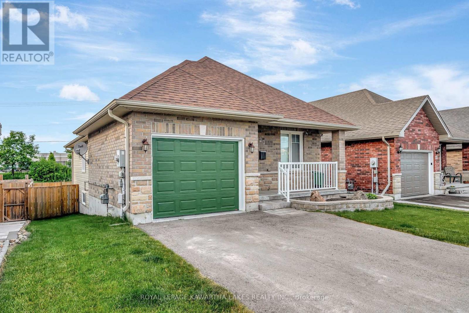 20 Lisbeth Crescent, Kawartha Lakes (Lindsay), Ontario  K9V 0C9 - Photo 3 - X12238923