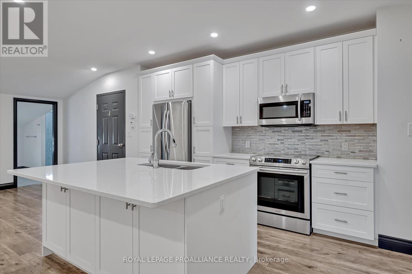 255 Mcdonnel Street, Peterborough Central (North), Ontario  K9H 2W2 - Photo 25 - X12238955