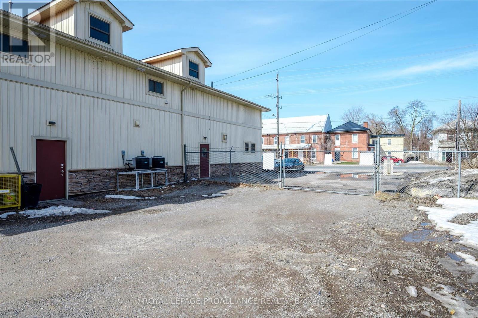 255 Mcdonnel Street, Peterborough Central (North), Ontario  K9H 2W2 - Photo 34 - X12238955