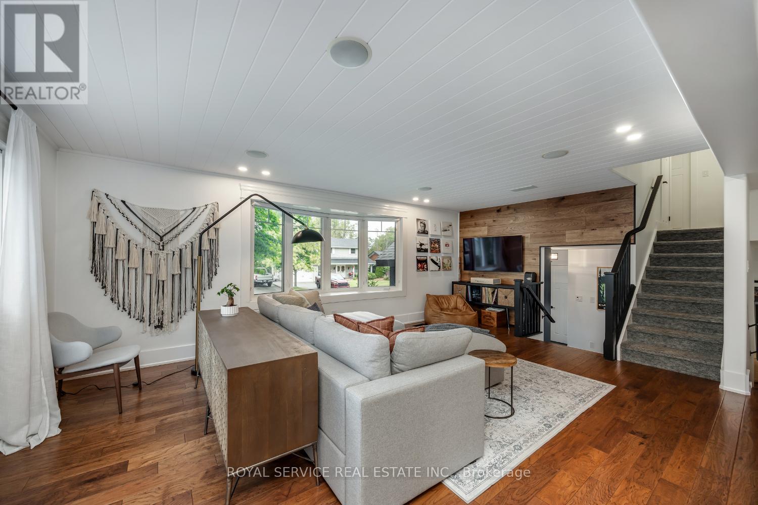 1255 Bridle Drive, Peterborough West (North), Ontario  K9J 7J7 - Photo 7 - X12238974