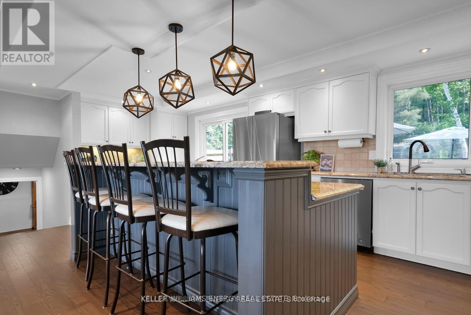 26 Erin Drive, Kawartha Lakes (Manvers), Ontario  L0A 1A0 - Photo 12 - X12239231
