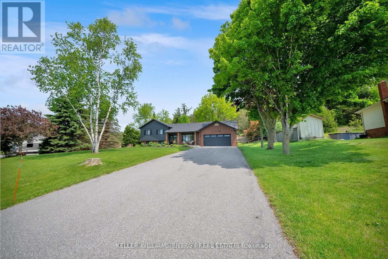 26 Erin Drive, Kawartha Lakes (Manvers), Ontario  L0A 1A0 - Photo 3 - X12239231