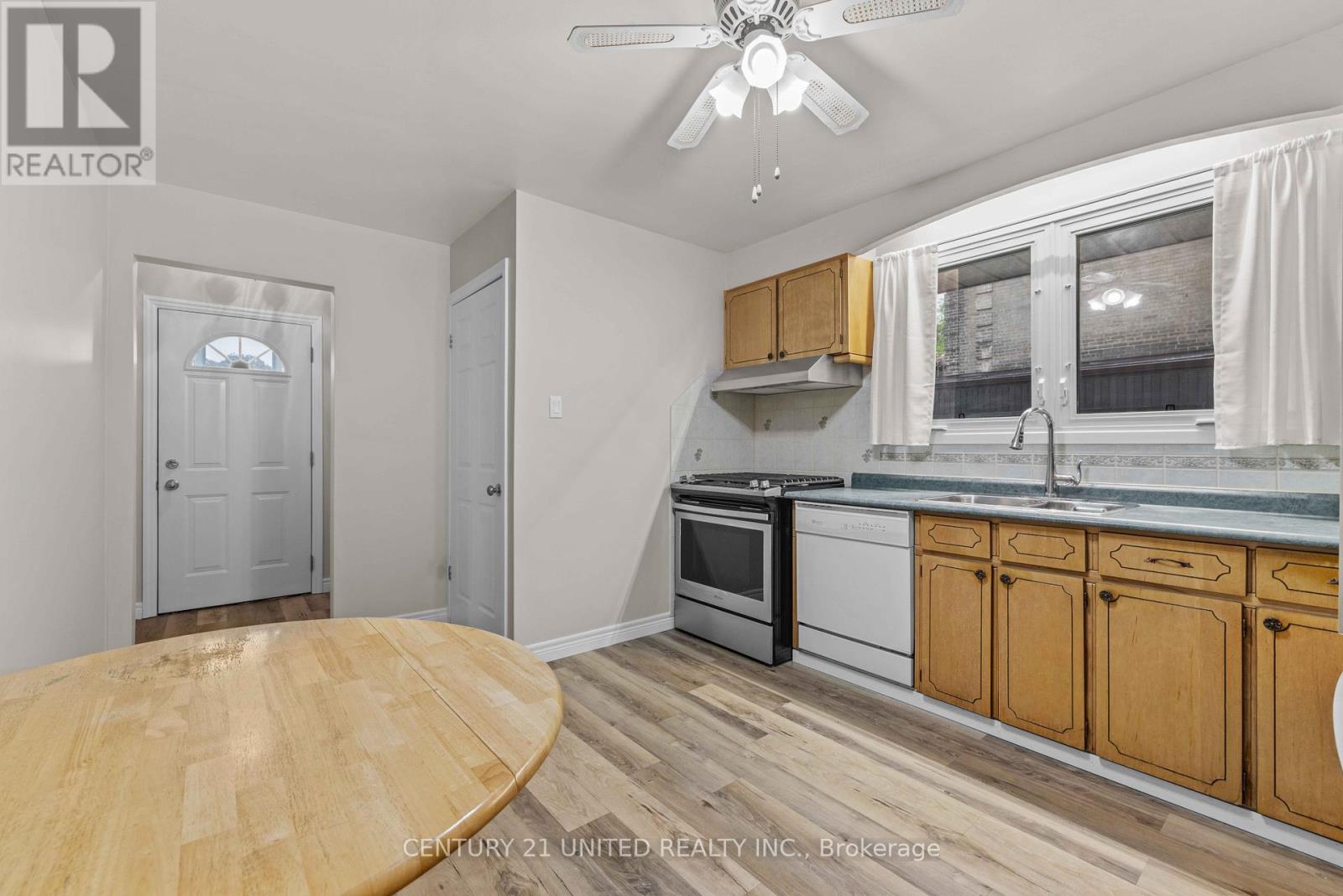 744 Water Street, Peterborough North (South), Ontario  K9H 3N6 - Photo 12 - X12239320