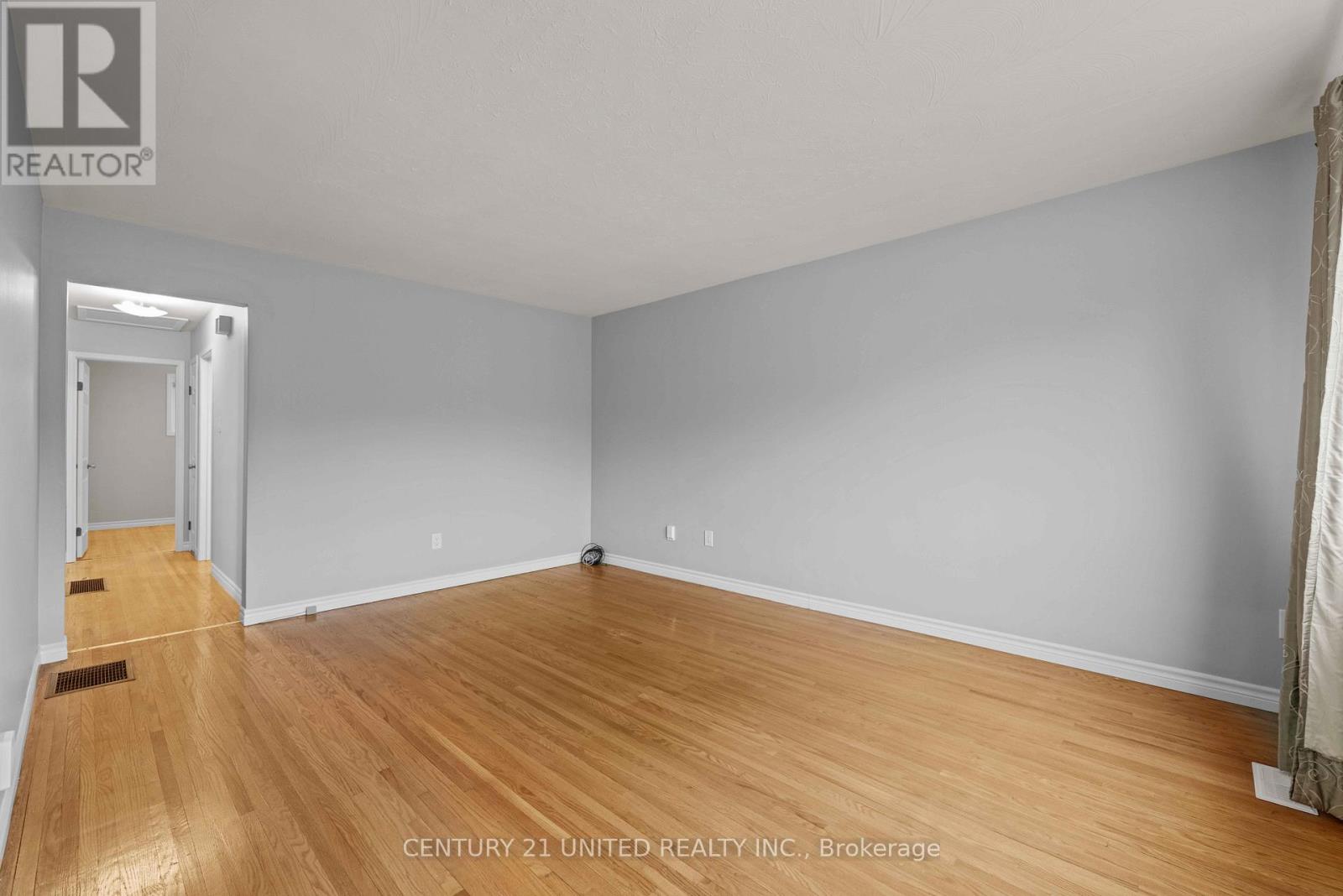 744 Water Street, Peterborough North (South), Ontario  K9H 3N6 - Photo 14 - X12239320