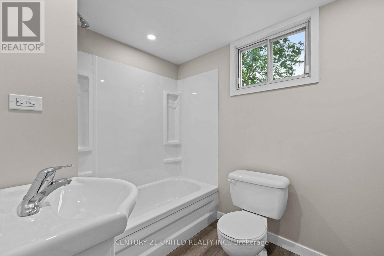 744 Water Street, Peterborough North (South), Ontario  K9H 3N6 - Photo 33 - X12239320