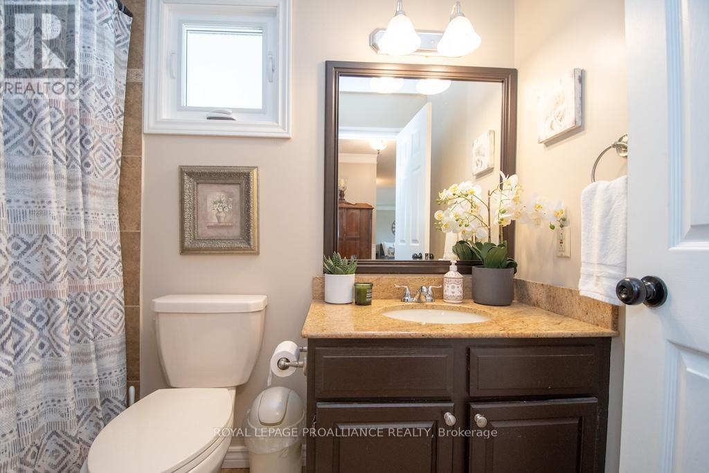 1759 Stenson Boulevard, Peterborough West (South), Ontario  K9K 2E8 - Photo 31 - X12239360