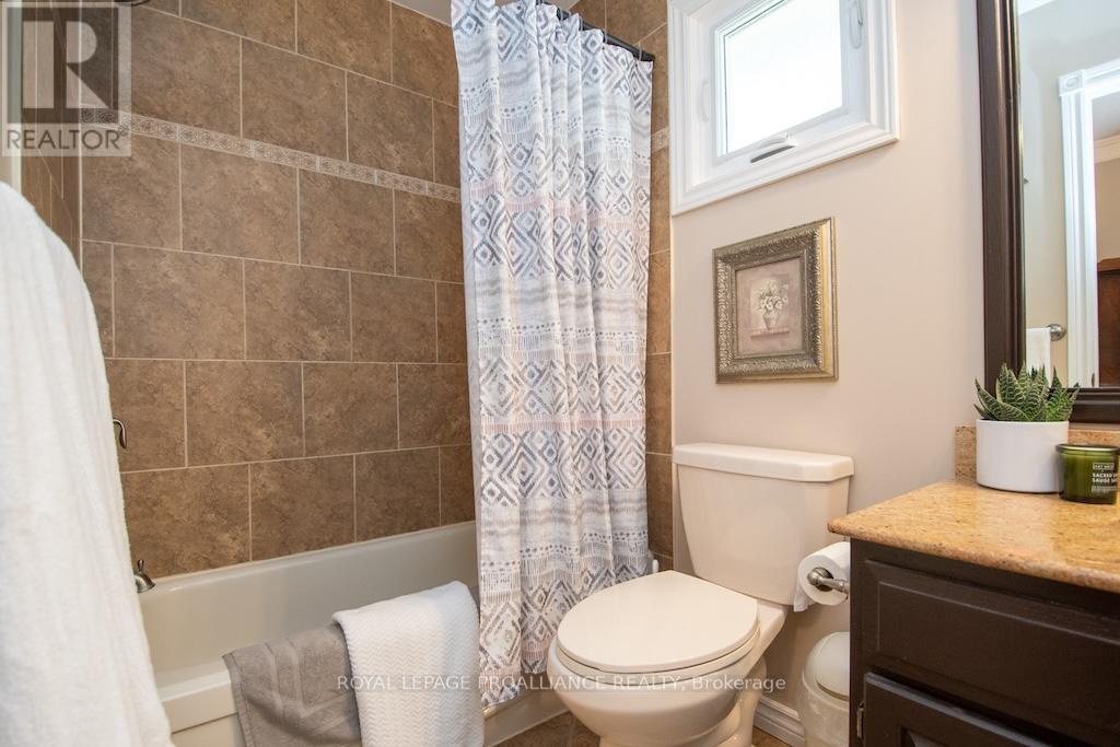 1759 Stenson Boulevard, Peterborough West (South), Ontario  K9K 2E8 - Photo 32 - X12239360