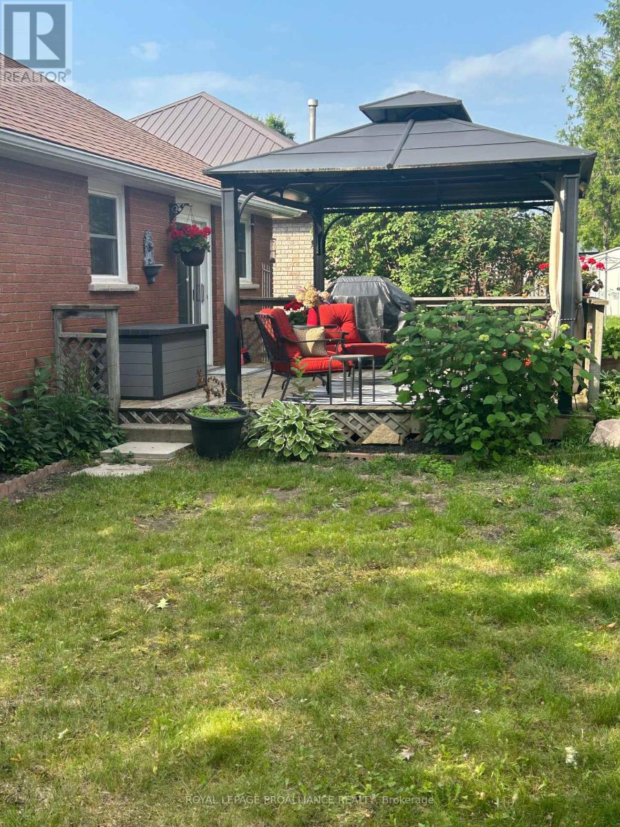 1759 Stenson Boulevard, Peterborough West (South), Ontario  K9K 2E8 - Photo 41 - X12239360