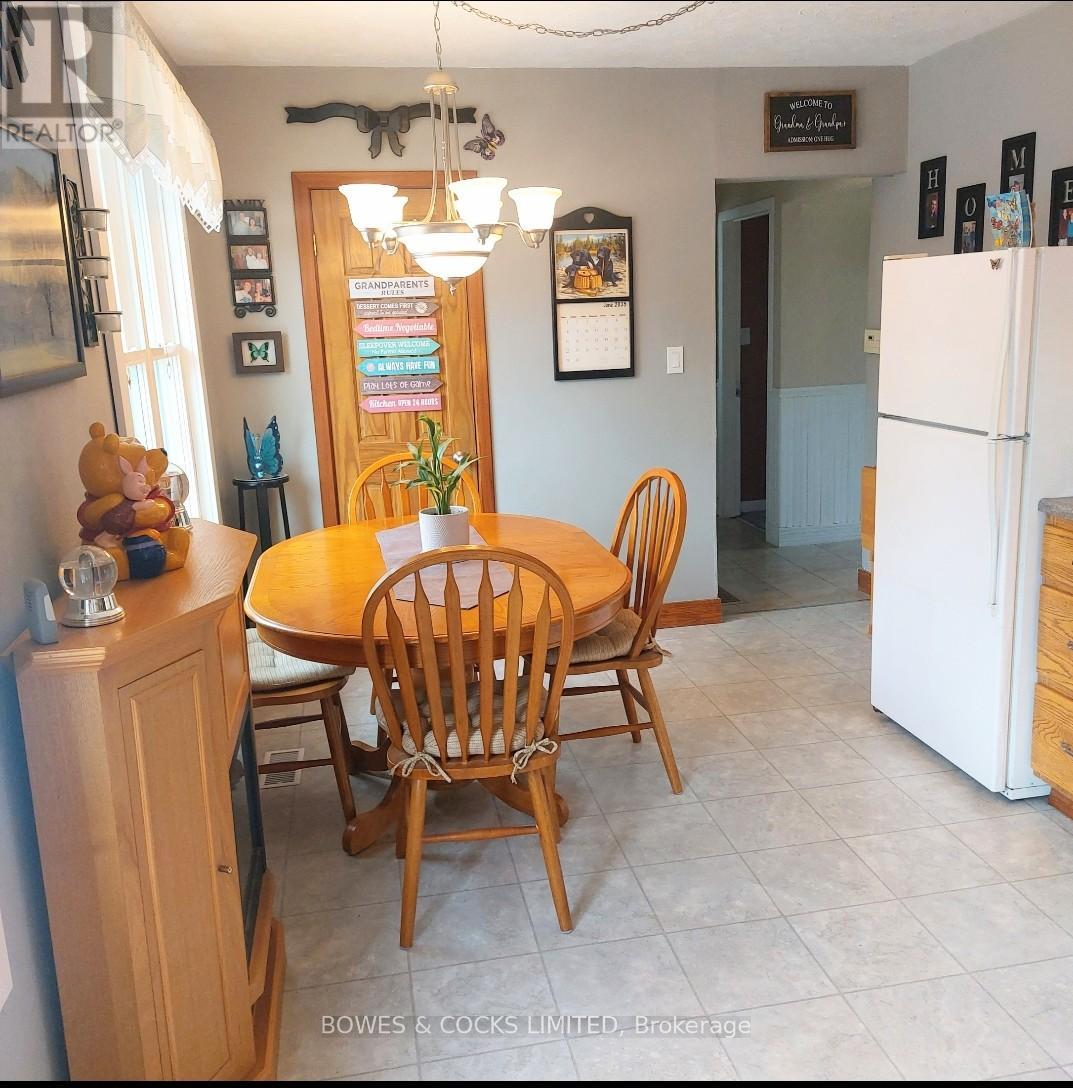 99 Maple Street, Bancroft (Bancroft Ward), Ontario  K0L 1C0 - Photo 4 - X12239446