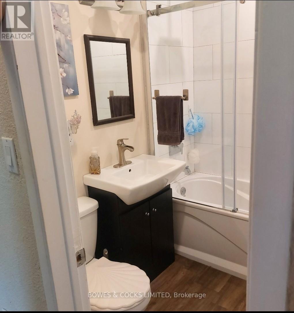 99 Maple Street, Bancroft (Bancroft Ward), Ontario  K0L 1C0 - Photo 6 - X12239446
