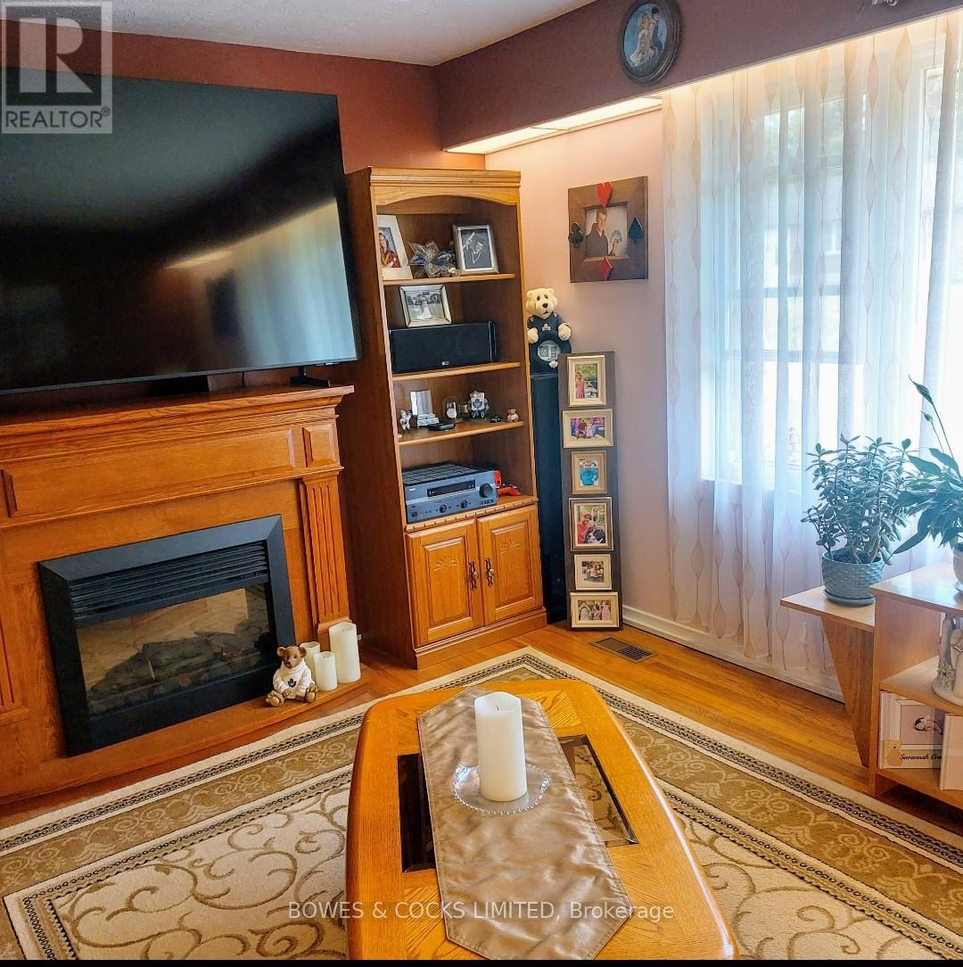 99 Maple Street, Bancroft (Bancroft Ward), Ontario  K0L 1C0 - Photo 9 - X12239446