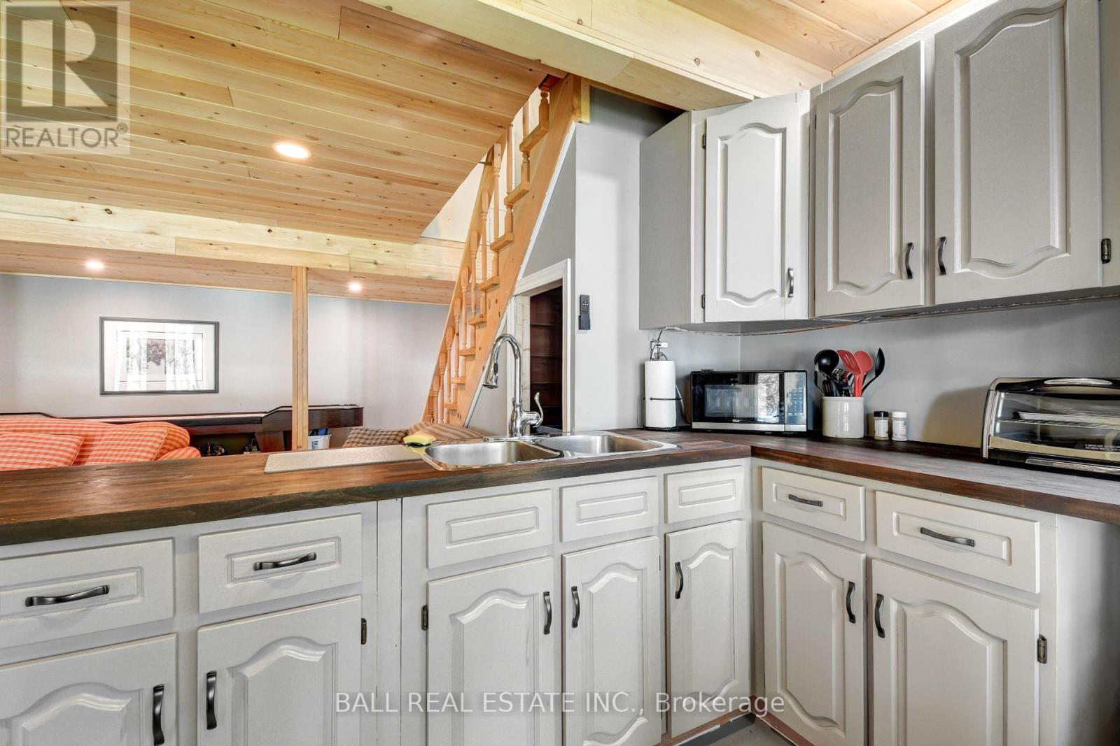 110 Lillian Lane, Tudor And Cashel (Tudor Ward), Ontario  K0L 1W0 - Photo 31 - X12239593