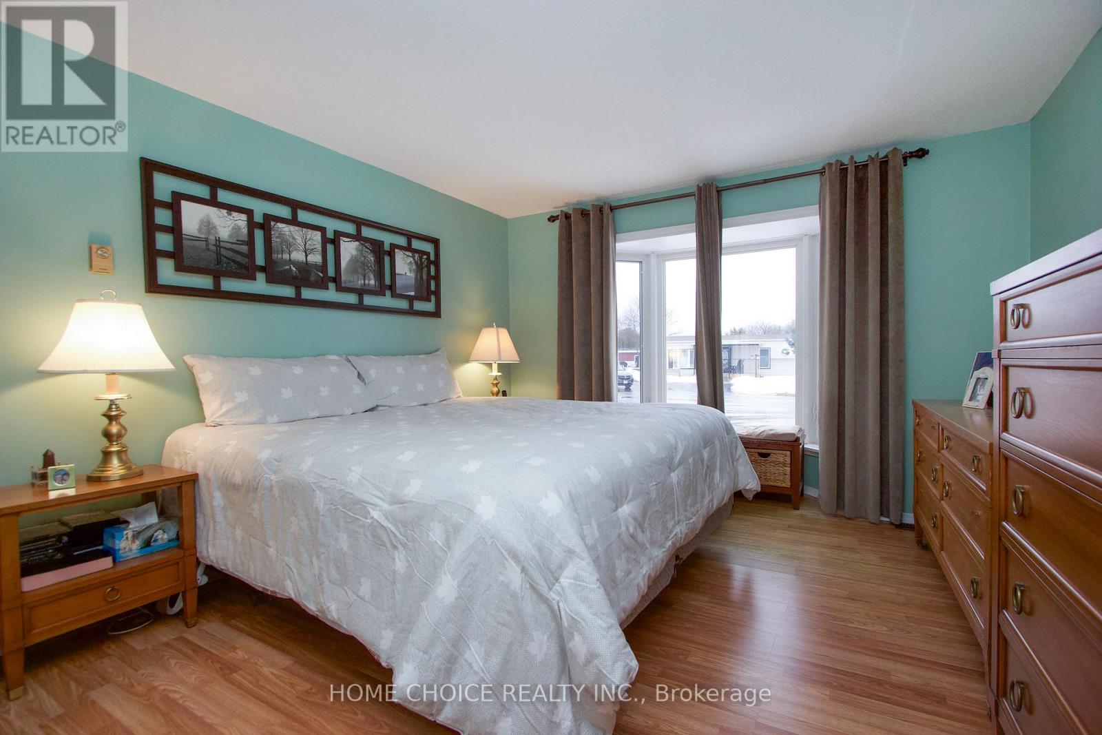 8 Seventh Hole Court, Clarington (Newcastle), Ontario  L1B 1B5 - Photo 16 - E12239534