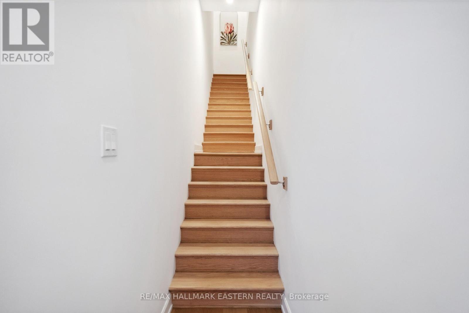 Th 01 - 195 Hunter Street E, Peterborough East (Central), Ontario  K9H 1G9 - Photo 16 - X12226010