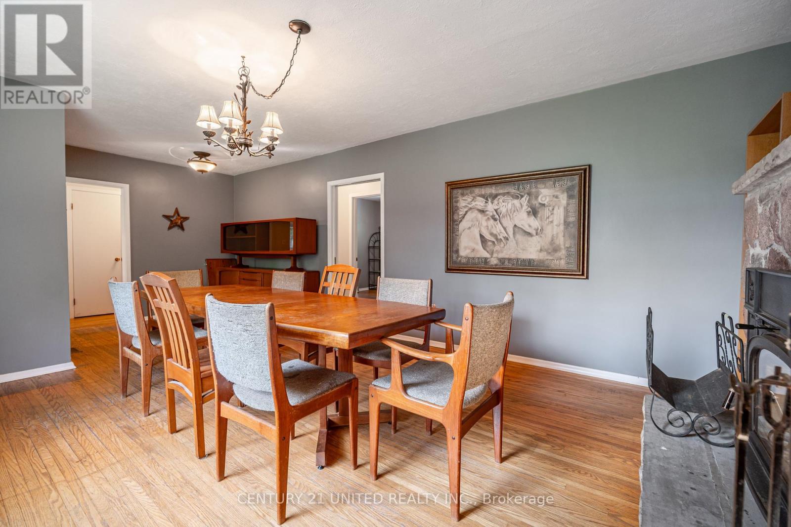 4483 Highway 28, Selwyn, Ontario  K0L 2H0 - Photo 15 - X12239936
