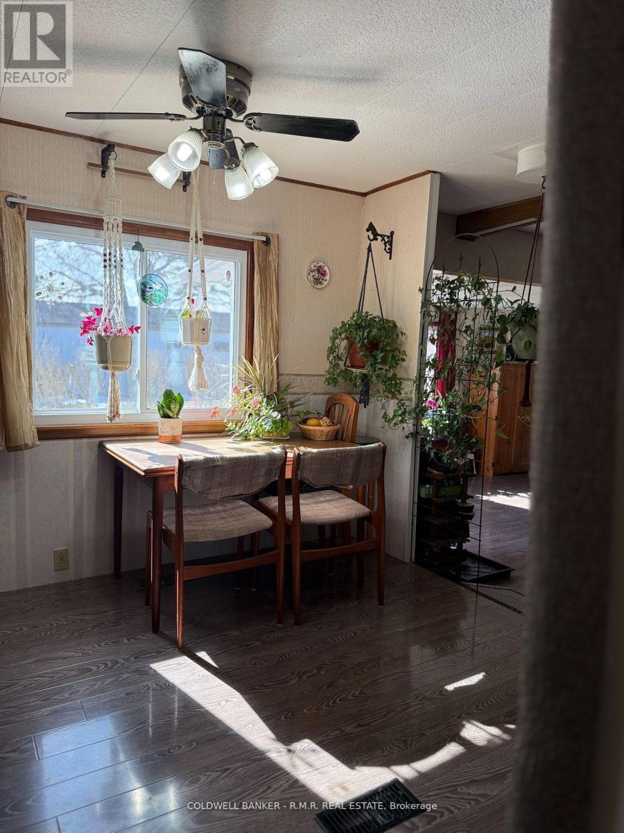 10 Driftwood Crescent, Kawartha Lakes (Ops), Ontario  K9V 0K1 - Photo 10 - X12240340