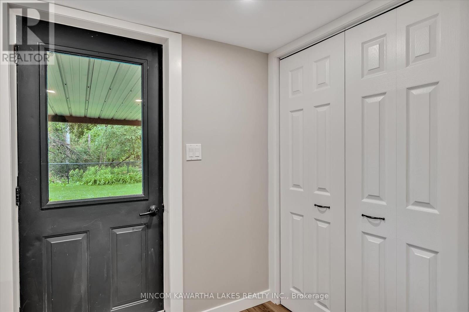 484 Raymond Street, Peterborough North (South), Ontario  K9H 5M8 - Photo 34 - X12240348