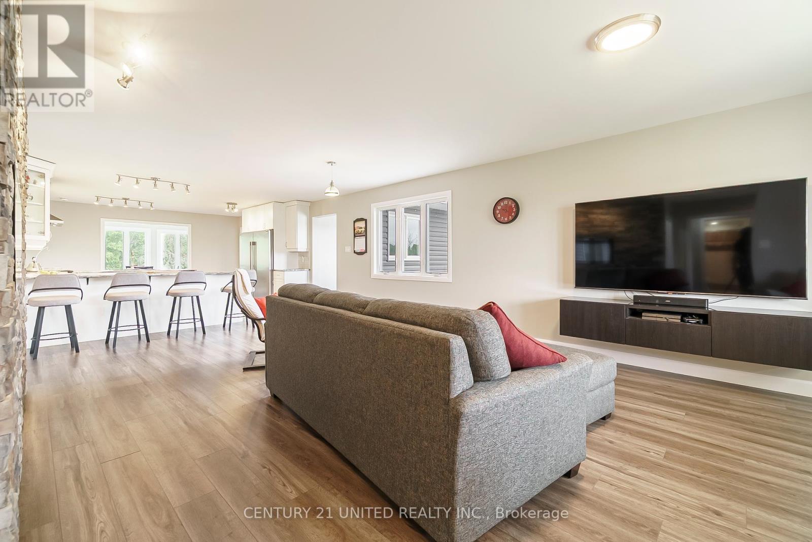 3079 Old Norwood Road, Otonabee-South Monaghan, Ontario  K9J 0G6 - Photo 5 - X12240428