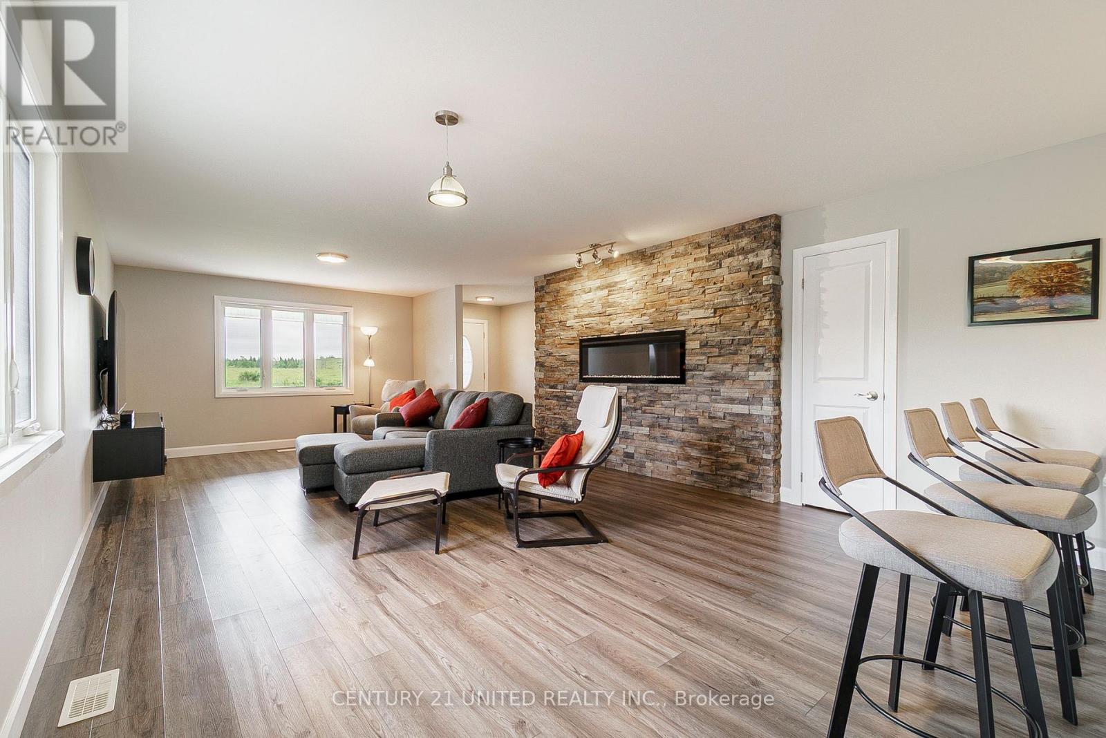 3079 Old Norwood Road, Otonabee-South Monaghan, Ontario  K9J 0G6 - Photo 6 - X12240428