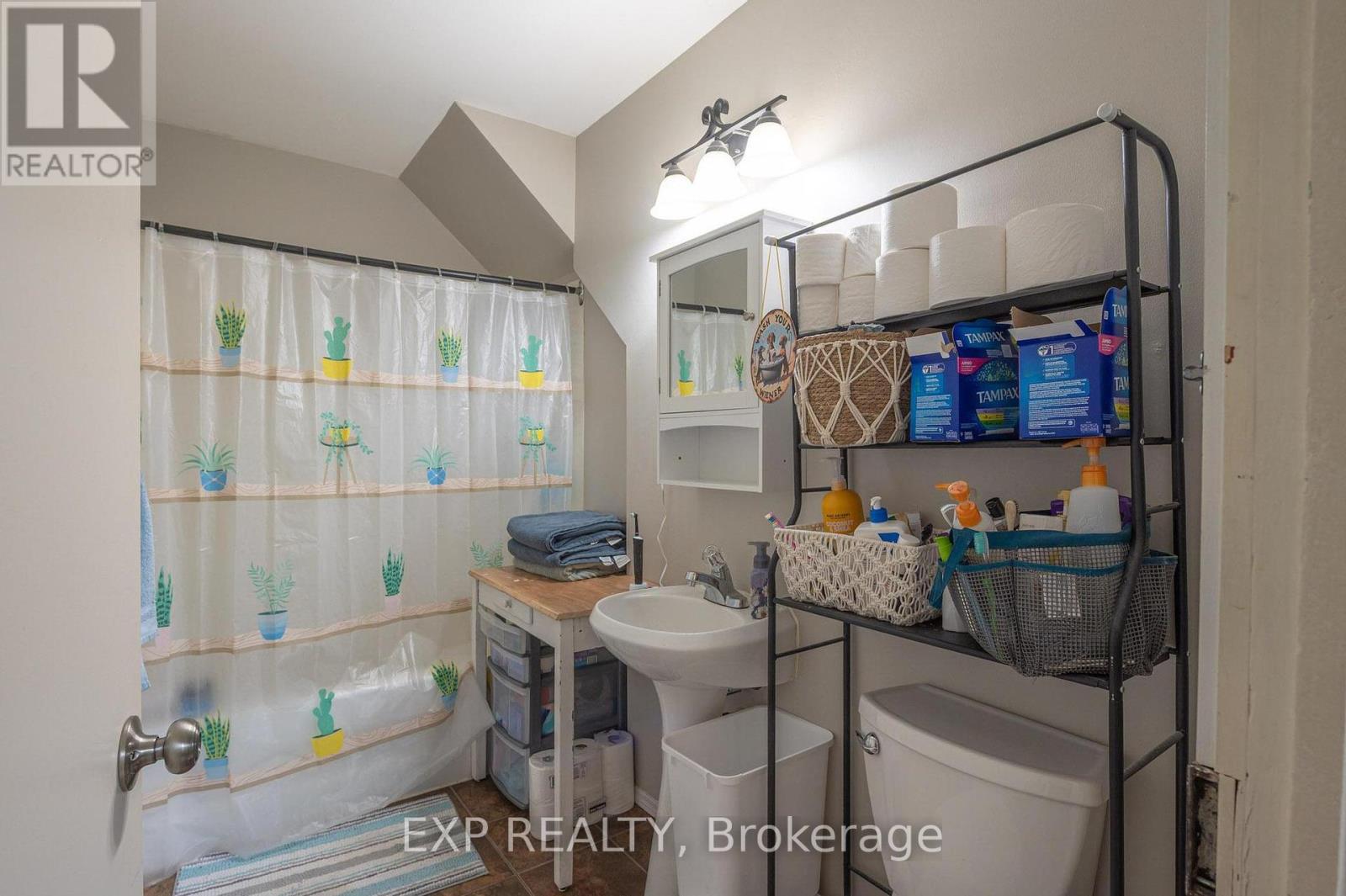 1033 Water Street, Peterborough North (South), Ontario  K9H 3P5 - Photo 14 - X12240404