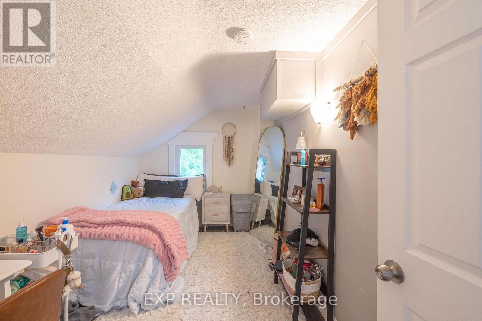 1033 Water Street, Peterborough North (South), Ontario  K9H 3P5 - Photo 20 - X12240404
