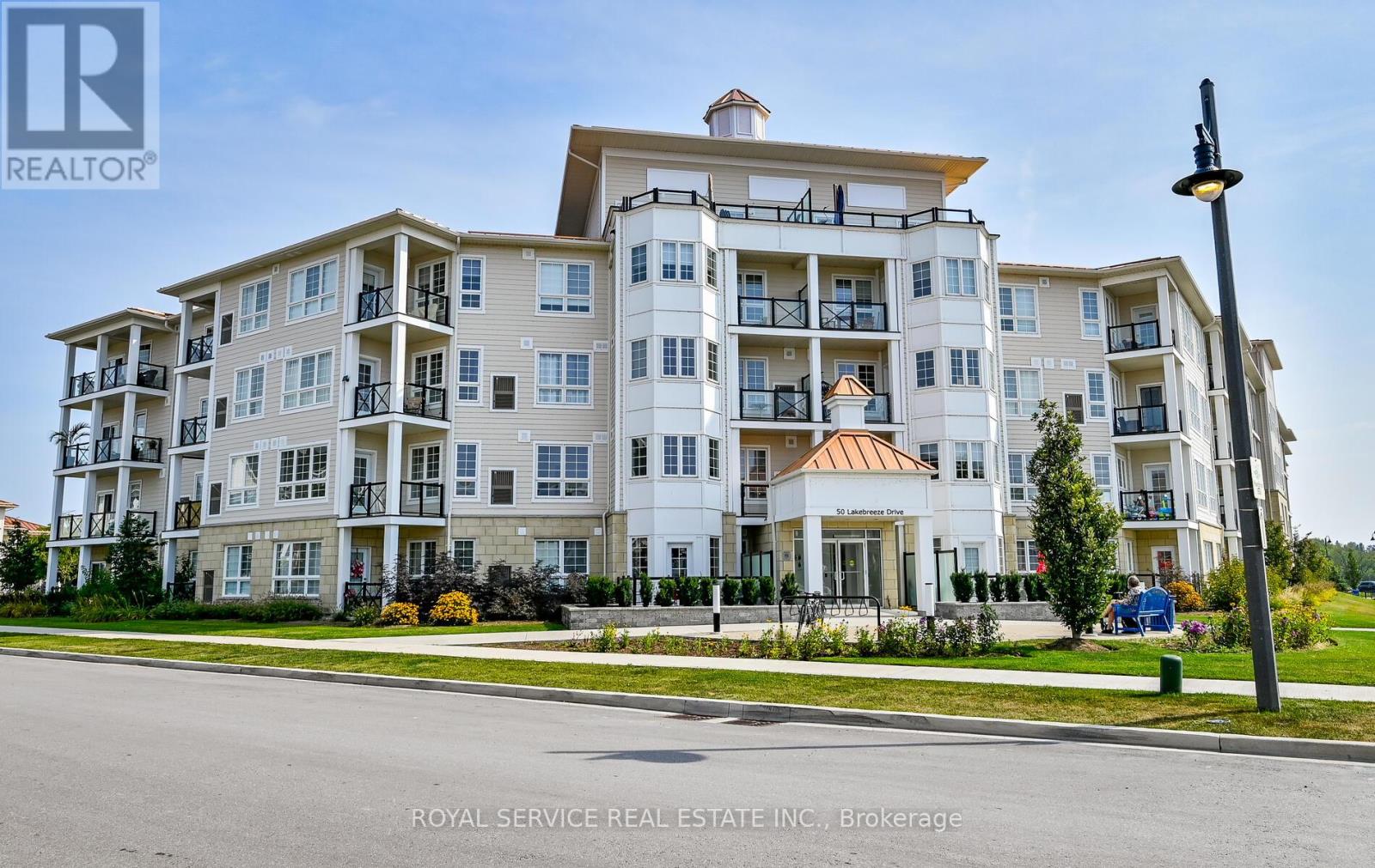 127 - 50 Lakebreeze Drive, Clarington (Newcastle), Ontario  L1B 0V9 - Photo 2 - E12240754