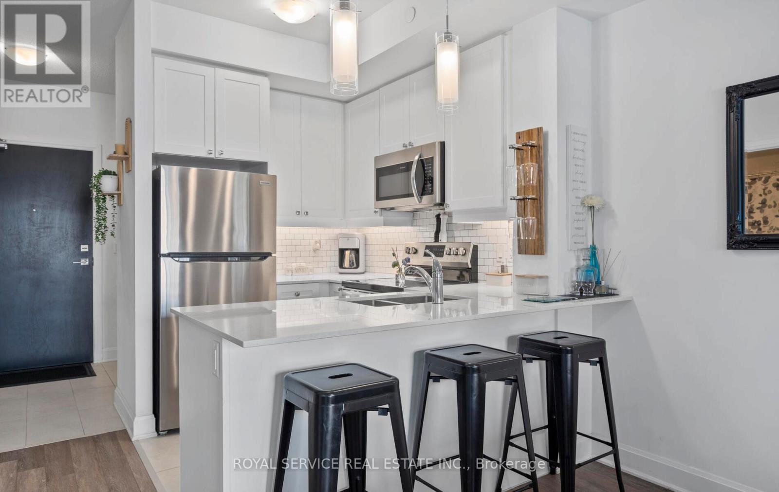 127 - 50 Lakebreeze Drive, Clarington (Newcastle), Ontario  L1B 0V9 - Photo 9 - E12240754