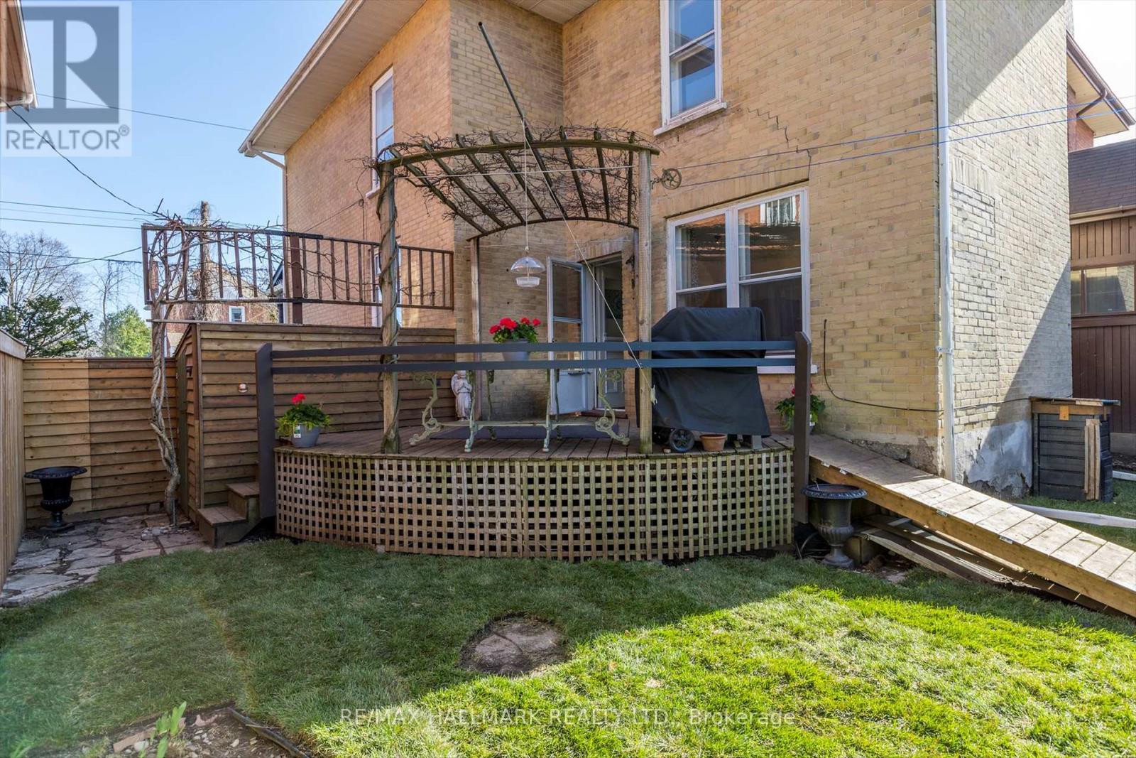 514 Bolivar Street, Peterborough Central (South), Ontario  K9J 4R7 - Photo 40 - X12240878