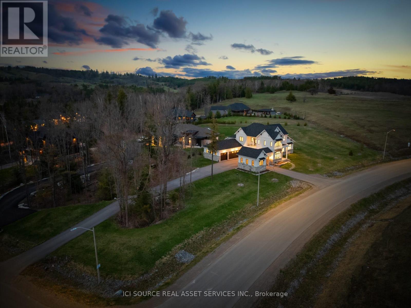 7 Tall Cedar Lane, Kawartha Lakes (Manvers), Ontario  L0A 1A0 - Photo 38 - X12241228