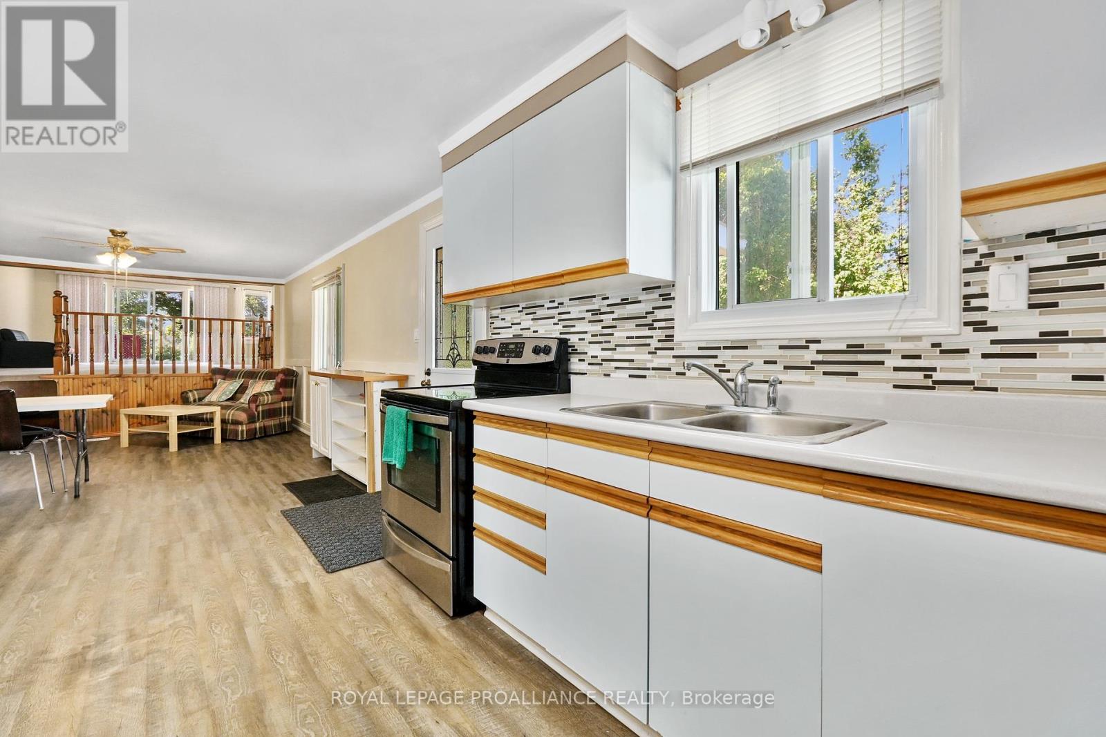 1827 2nd Line E, Trent Hills, Ontario  K0L 1L0 - Photo 8 - X12241416