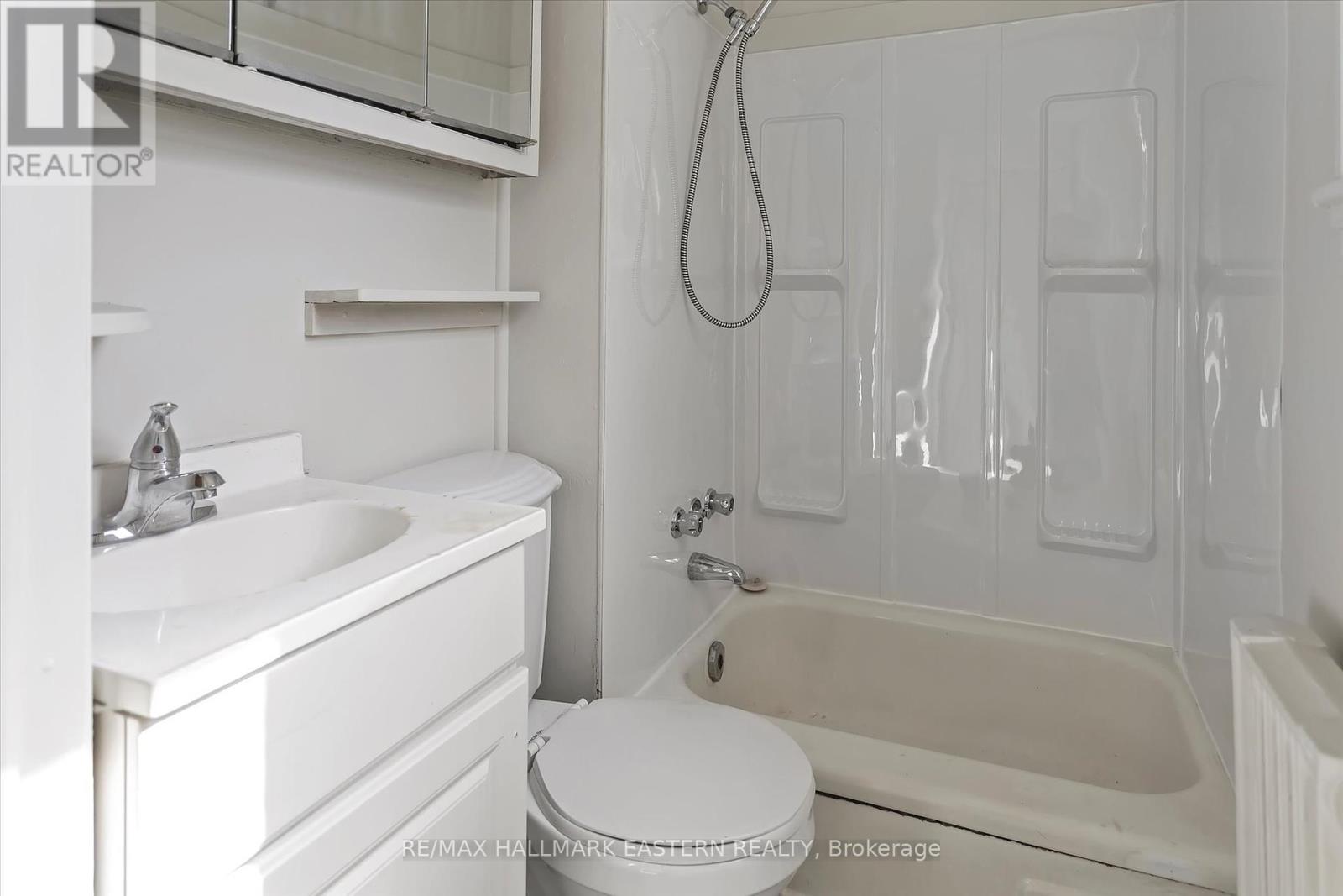 299 Mcdonnel Street, Peterborough Central (North), Ontario  K9H 2W6 - Photo 20 - X12241470