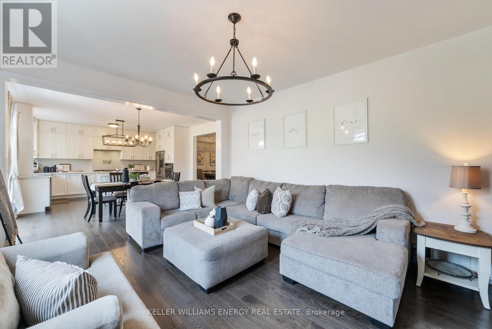 17 Melrose Drive, Cavan Monaghan (Cavan Twp), Ontario  L0A 1G0 - Photo 12 - X12241502