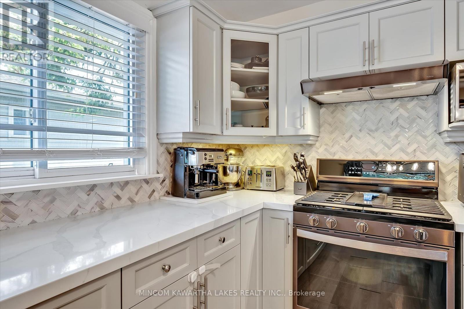 249 Middlefield Road, Peterborough South (East), Ontario  K9J 8H3 - Photo 12 - X12241668