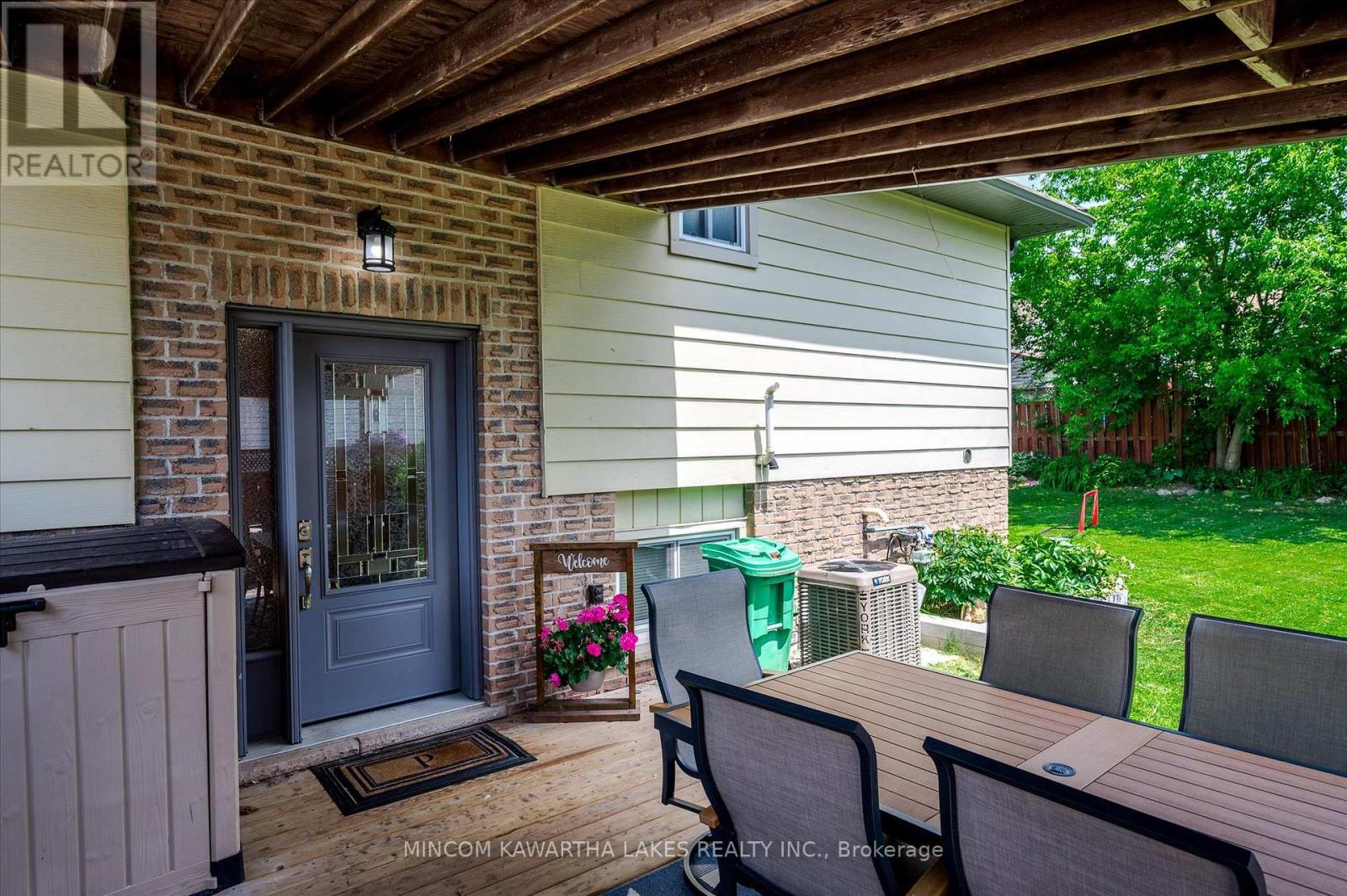 249 Middlefield Road, Peterborough South (East), Ontario  K9J 8H3 - Photo 4 - X12241668