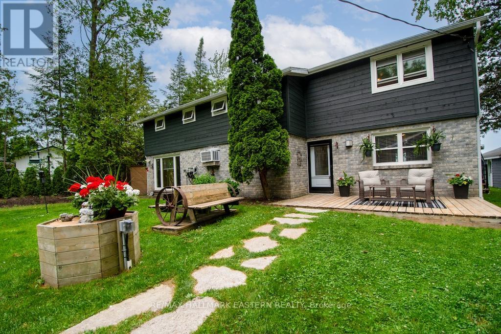135 Fire Route 72, Trent Lakes, Ontario  K0L 1J0 - Photo 6 - X12241767