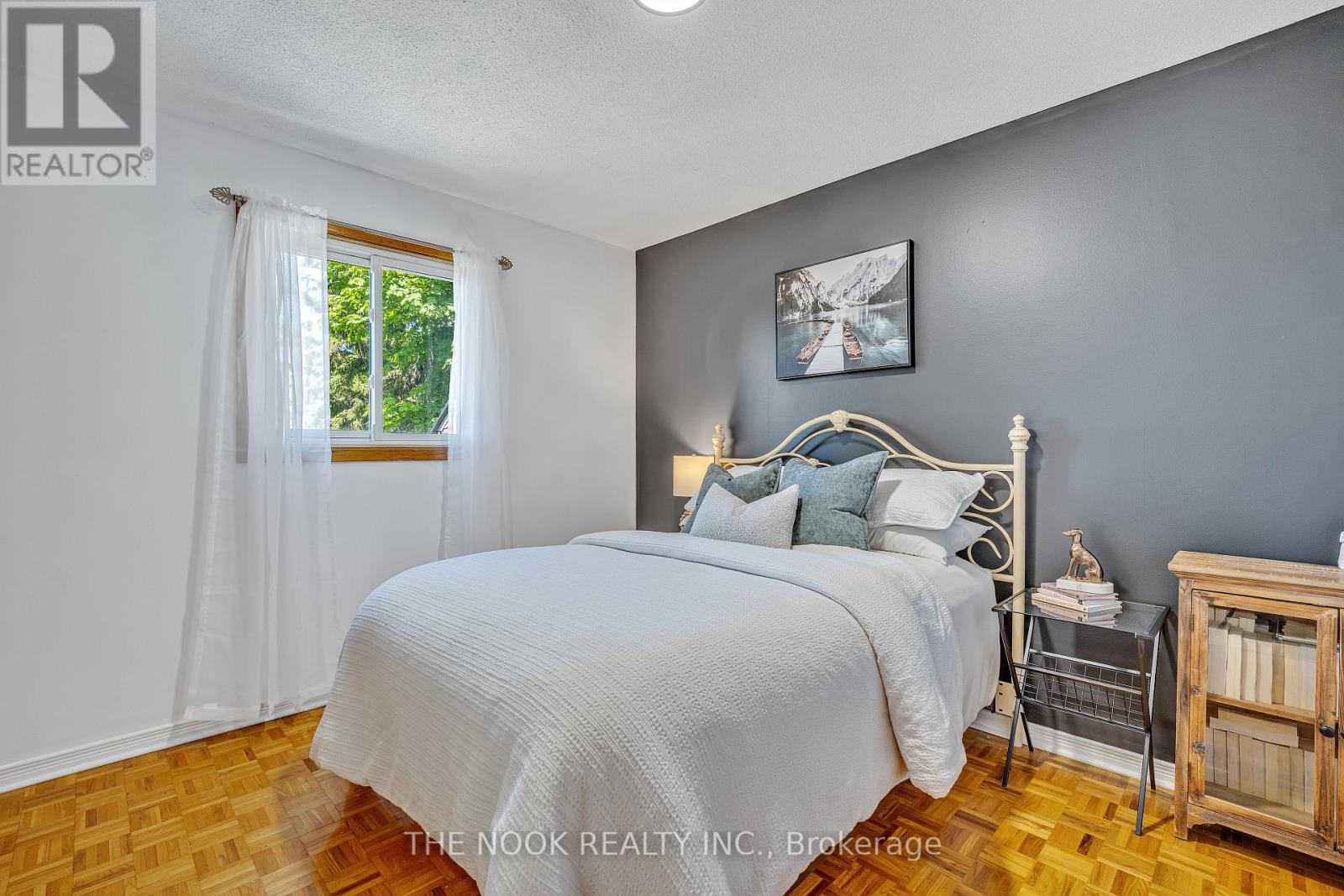 21 Rideau Crescent, Peterborough South (East), Ontario  K9J 1G7 - Photo 12 - X12241842