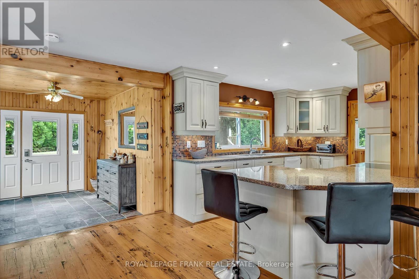 1786 South Bayshore Road E, Douro-Dummer, Ontario  K0L 2H0 - Photo 13 - X12242037