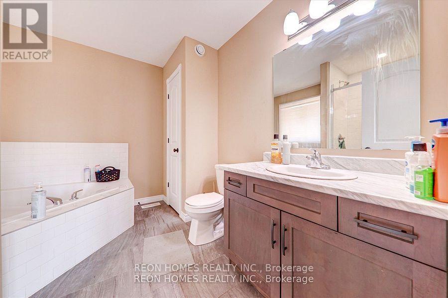 42 York Drive, Peterborough North (North), Ontario  K9H 5B9 - Photo 28 - X12241877