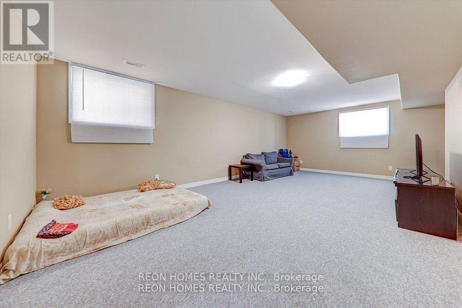 42 York Drive, Peterborough North (North), Ontario  K9H 5B9 - Photo 31 - X12241877