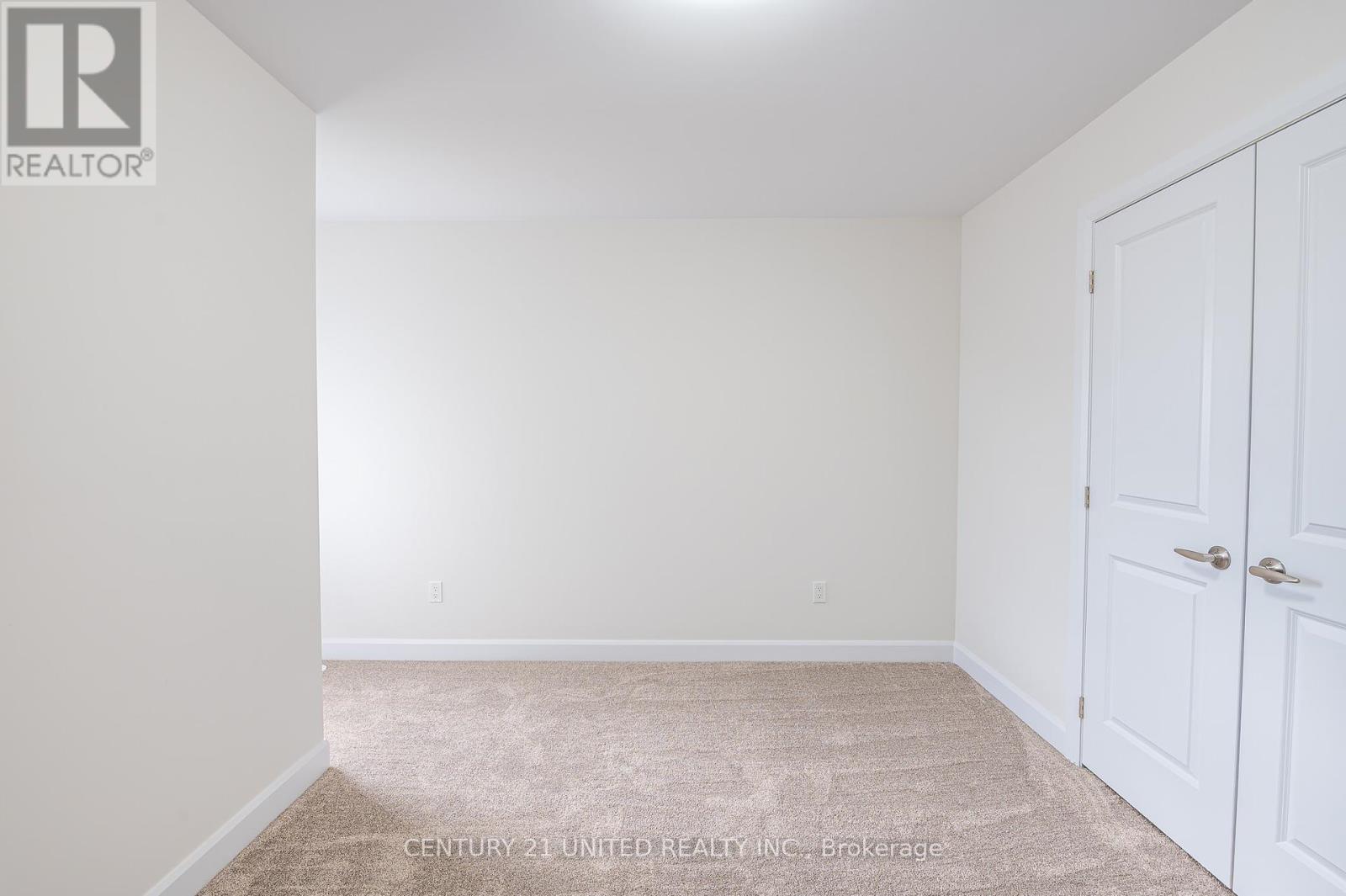 319 Mullighan Gardens, Peterborough North (North), Ontario  K9K 0H2 - Photo 13 - X12242211