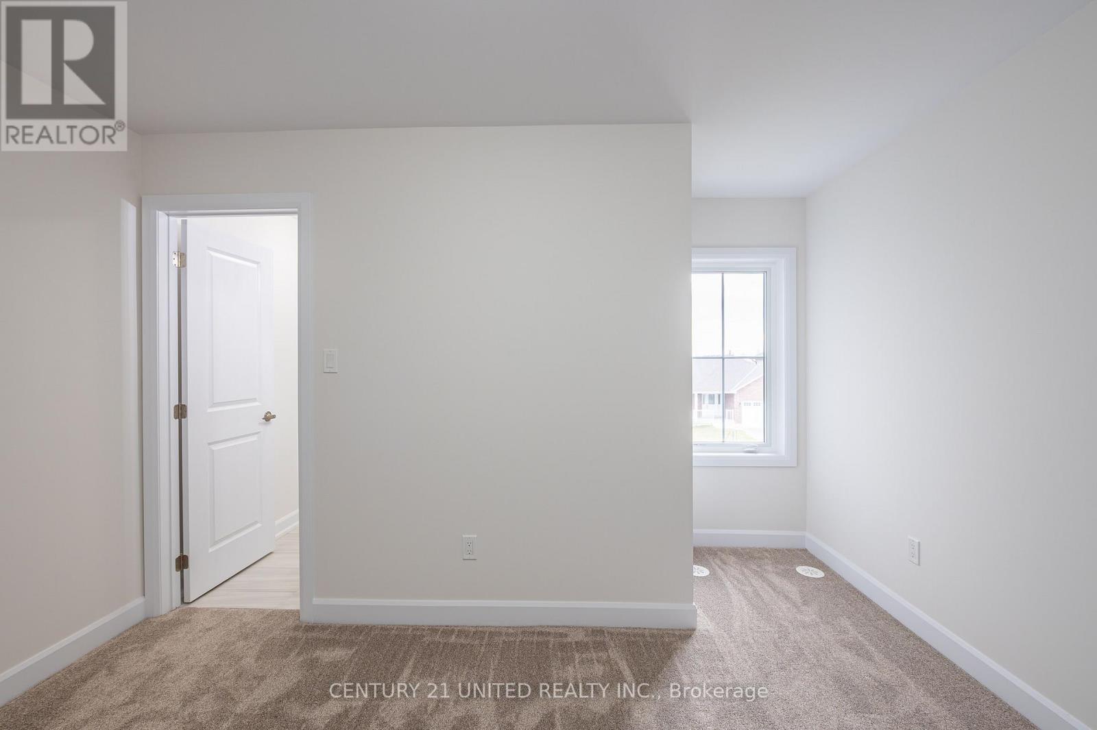 319 Mullighan Gardens, Peterborough North (North), Ontario  K9K 0H2 - Photo 14 - X12242211