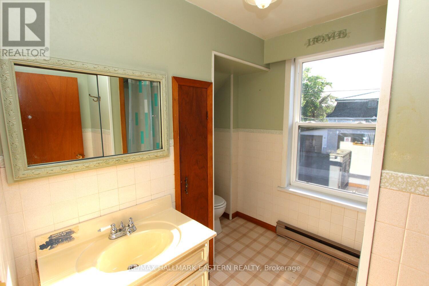67 Front Street S, Trent Hills (Campbellford), Ontario  K0L 1L0 - Photo 16 - X12242224