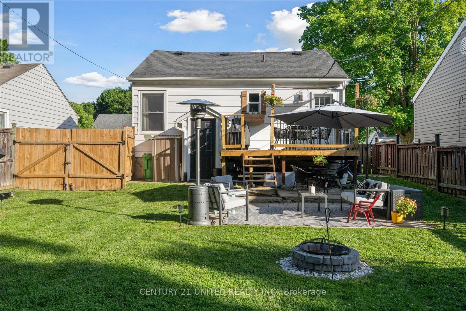 748 Brown Street, Peterborough Central (South), Ontario  K9J 4K8 - Photo 37 - X12242348
