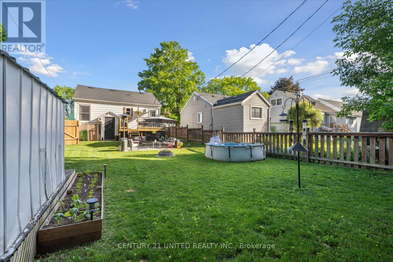 748 Brown Street, Peterborough Central (South), Ontario  K9J 4K8 - Photo 41 - X12242348